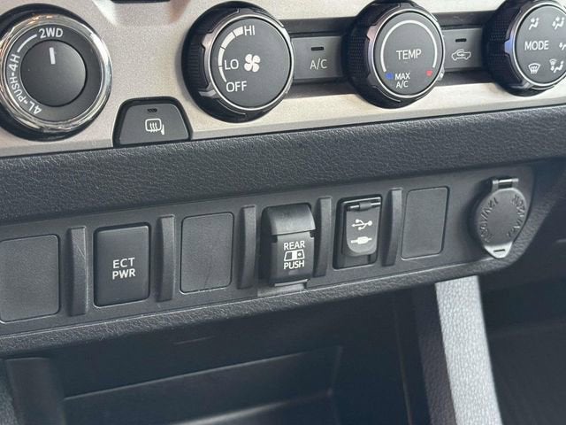 2019 Toyota Tacoma 4WD SR