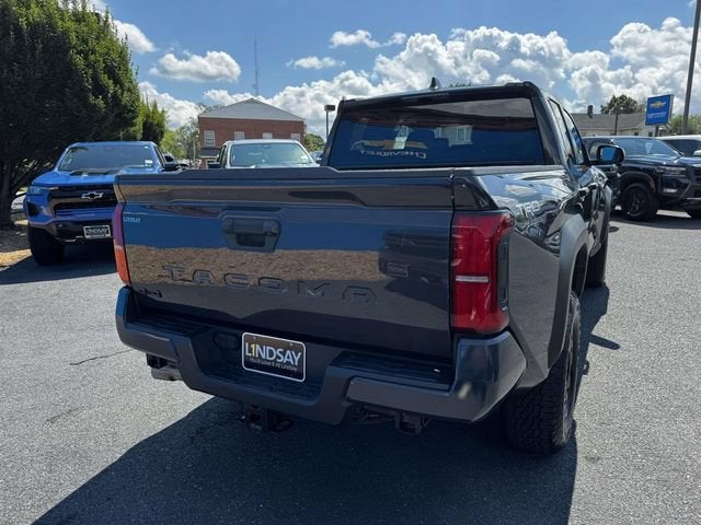 2024 Toyota Tacoma 4WD SR5