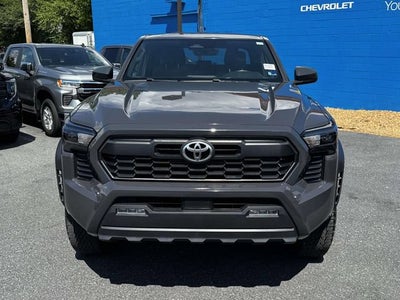 2024 Toyota Tacoma 4WD SR5