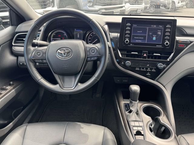 2024 Toyota Camry Hybrid SE