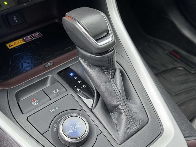 2022 Toyota RAV4 Limited - Photo 20