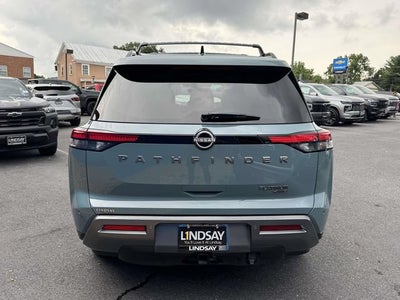 2026 Nissan Pathfinder Platinum
