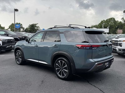 2026 Nissan Pathfinder Platinum