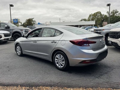 2020 Hyundai Elantra SE
