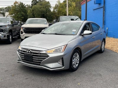 2020 Hyundai Elantra SE