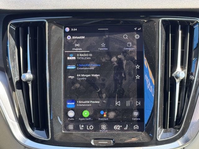 2024 Volvo S60 Core Dark Theme