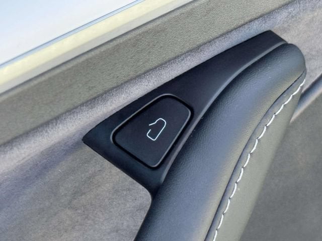 2024 Tesla Model Y Performance