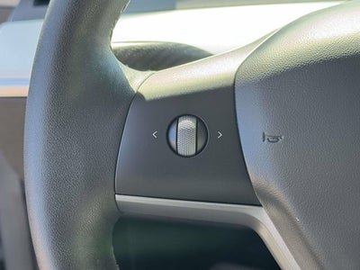 2024 Tesla Model Y Performance
