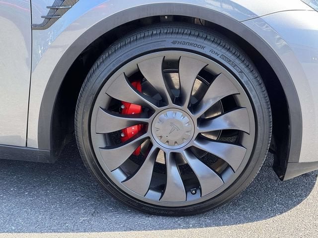 2024 Tesla Model Y Performance