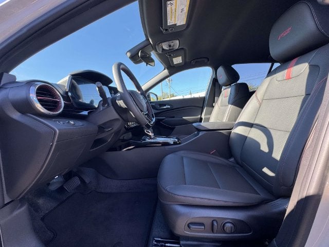 2026 Chevrolet Trax RS - Photo 13