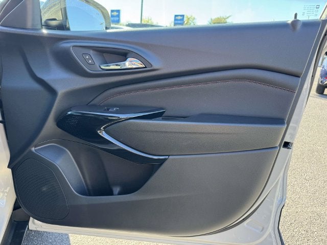 2026 Chevrolet Trax RS - Photo 8