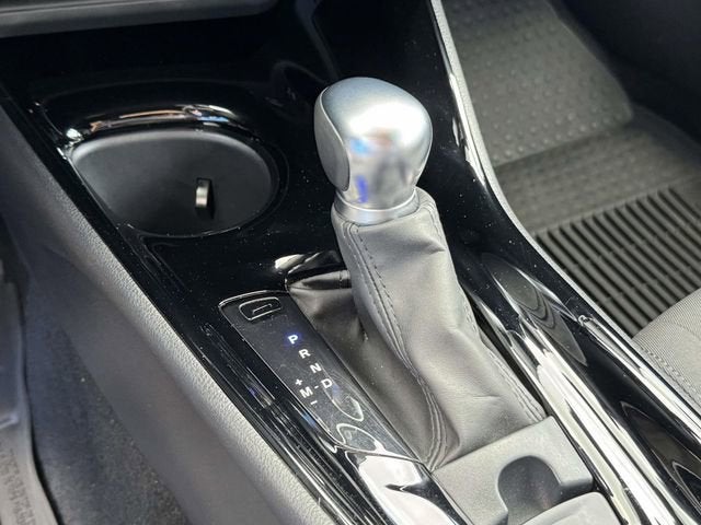 2022 Toyota C-HR XLE