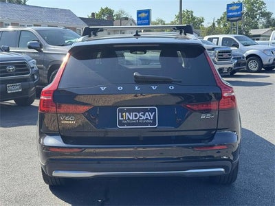 2023 Volvo V60 Cross Country Plus